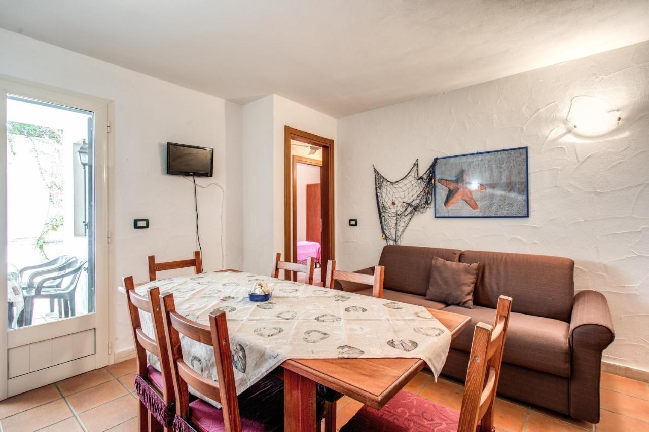 Yellow Star Holiday House Marina di Mancaversa Exterior foto